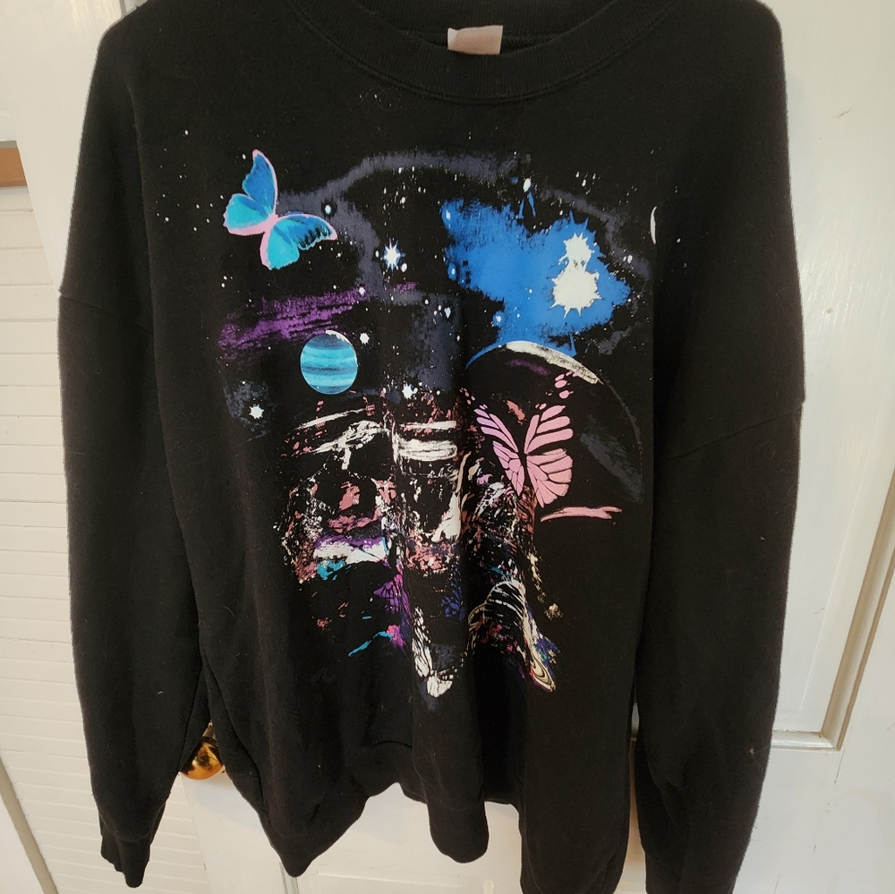 💞FREE* NoBo Space Butterfly Sweatshirt